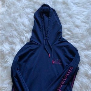 Vineyard Vines pullover hoodie